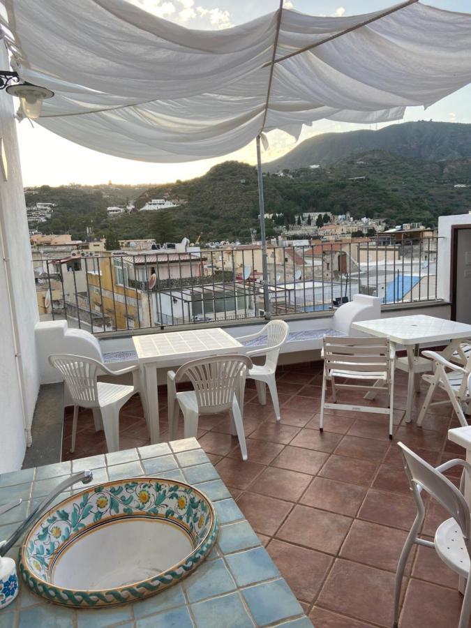 Casa Isabella Loc Turist Br Apartment Đảo Lipari Ngoại thất bức ảnh