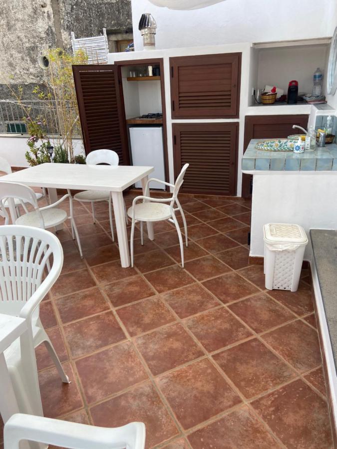 Casa Isabella Loc Turist Br Apartment Đảo Lipari Ngoại thất bức ảnh