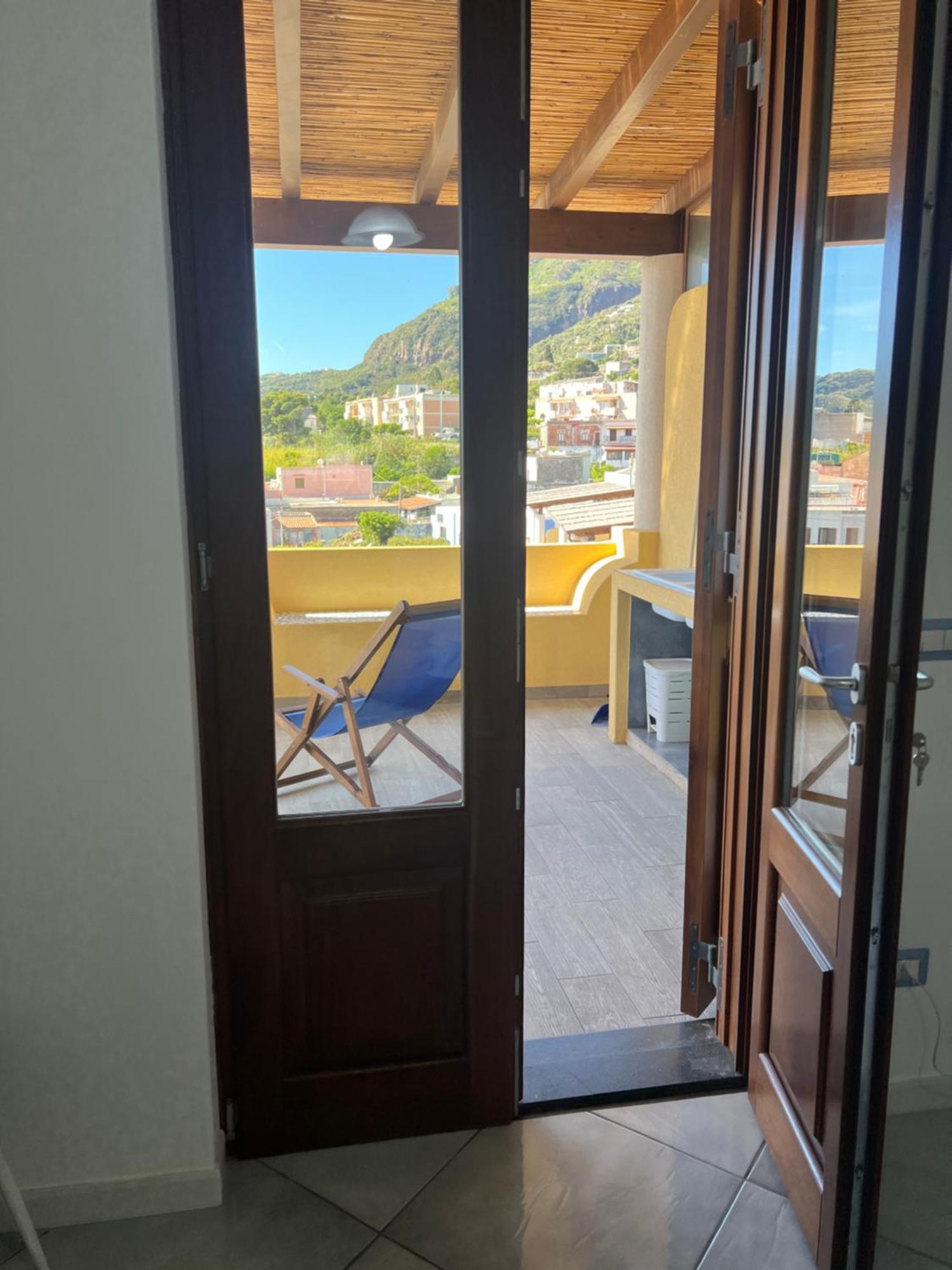 Casa Isabella Loc Turist Br Apartment Đảo Lipari Ngoại thất bức ảnh