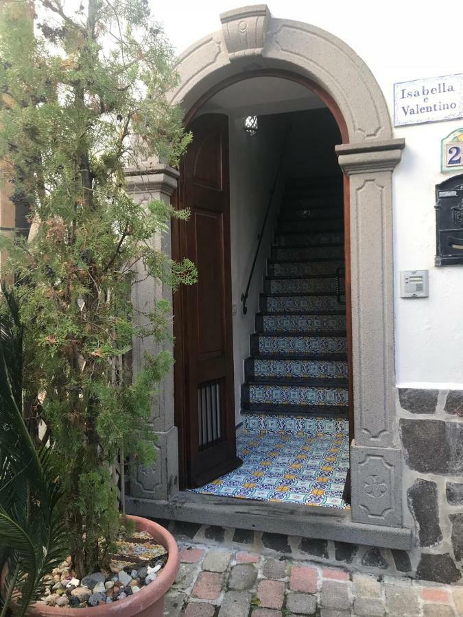 Casa Isabella Loc Turist Br Apartment Đảo Lipari Ngoại thất bức ảnh